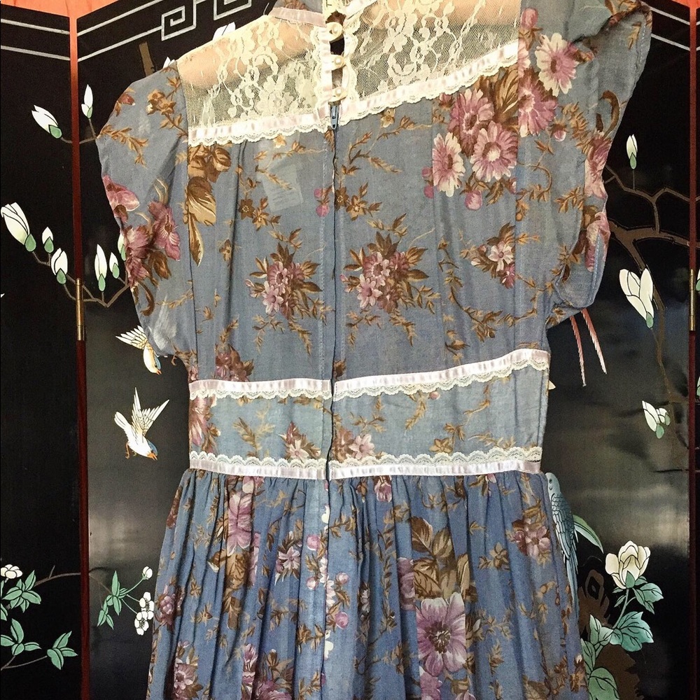 SOLD Vintage Gunne Sax floral lace prairie dress - Picture 8 of 11